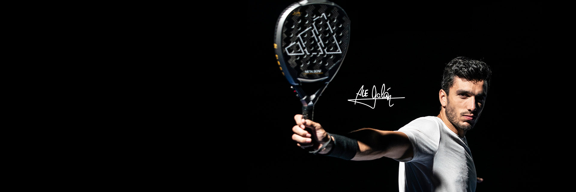 Ale Galan padel player
