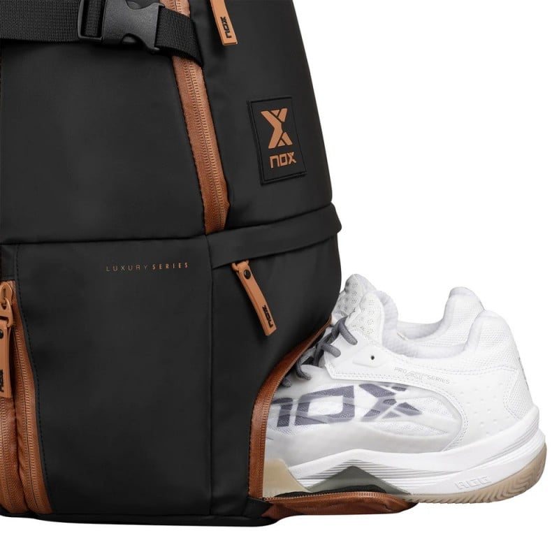 NOX LUXURY Open Series Black/Brown 2024 (Backpack) at only 59,95 € in Padel Market