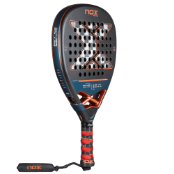 NOX AT10 GENIUS Attack18K Alum 2025 av AGUSTIN TAPIA (Racket) för endast 339,95 € i Padel Market