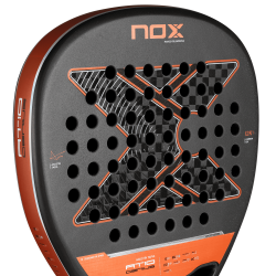 NOX AT10 GENIUS Attack 12K 2025 di AGUSTIN TAPIA (Racchetta) a soli 339,95 € in Padel Market