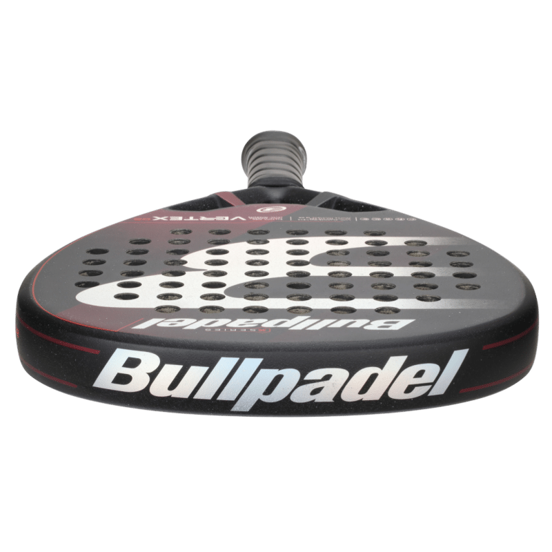 BULLPADEL VERTEX 02 X RED 2023 (RACKET) för endast 129,95 € i Padel Market