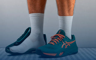 Zapatillas de pádel según la forma del pie: Guía para pie ancho y pie estrecho