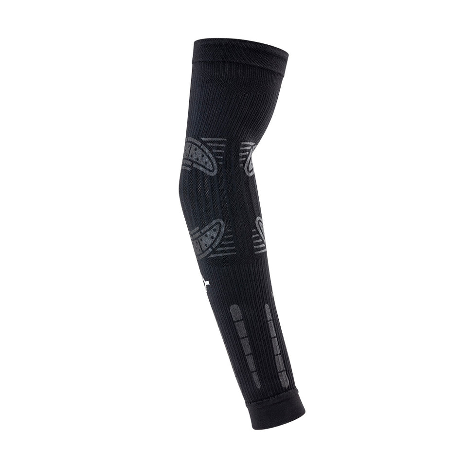 FLOKY Manguito No Strain Black T2: Compresión Para Bíceps (29cm) Y Muñeca (25cm)