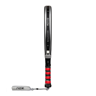 NOX AT10 GENIUS Attack 18K 2026 by AGUSTIN TAPIA (Padel-Schläger)