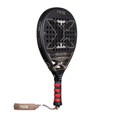 NOX AT10 PRO CUP Hard 2026 by AGUSTIN TAPIA (Padel-Schläger)