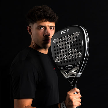 NOX AT10 GENIUS Attack 18K 2026 by AGUSTIN TAPIA (Padel-Schläger)