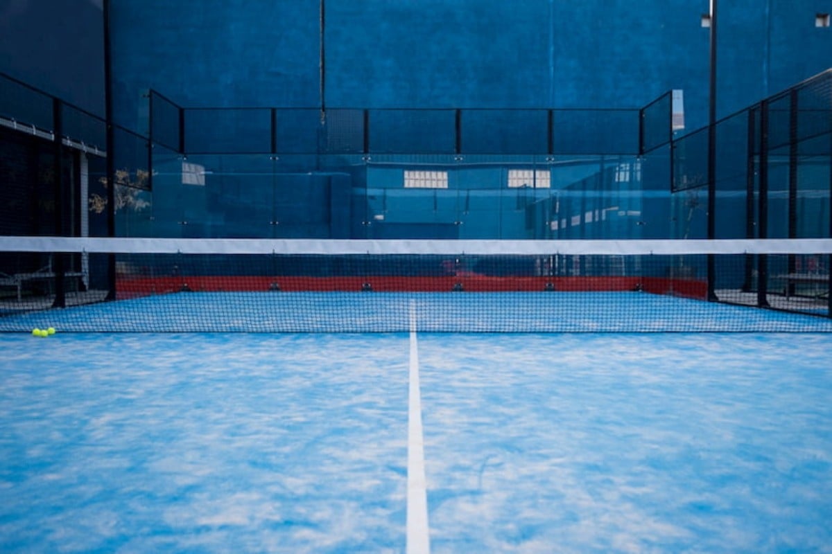 Measurements and dimensions of a padel court